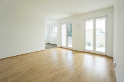 *** Moderne 2-Zimmer Wohnung mit EBK*** in zentraler Lage und großem Balkon