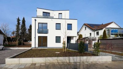 Großzügiges luxuriöses Neubau 3-Familienhaus für die ganze Familie oder als Investment am Riemer See