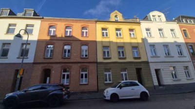 2 denkmalgeschützte Mehrfamilienhäuser, 6 Wohnungen, riesiger Garten (A386K)