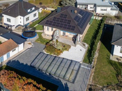 Platz für die ganze Familie – Photovoltaikanlage mit 21,12 kWp - mit Pool, Fußballplatz &amp; Wohnkomfort auf allen Ebenen