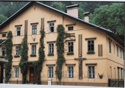 Altes Herrschaftshaus in Semmeringgegend