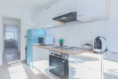 Schöne renovierte und teilmöblierte Wohnung in Düsseldorf Unterrath