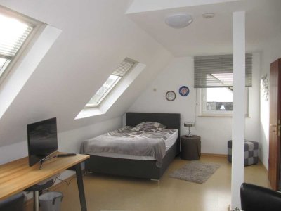 1 ZKB, voll möbliert und ausgestattet mit Fernblick für 1 Person