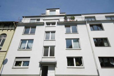 Freundliche 1-Zimmer-Wohnung im Bismarckviertel mit Sonnenbalkon