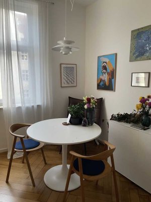 Untermiete ab Dezember in Altbauwohnung