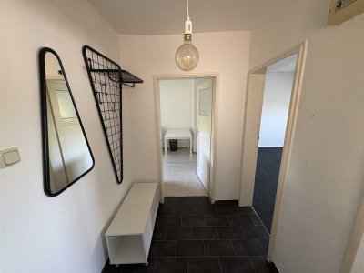 Helle 2-Zimmer-Wohnung im 3. OG in Mannheim-Lindenhof  (Sofort Bezugsfertig)