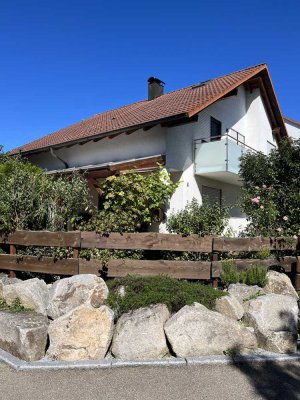 Einfamilienhaus mit 6,5 Zimmern in Schönaich. Ideal für Familien