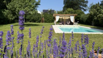 Ruhige Gartenoase und enorme Raumhöhe mitten in Mauer - trotz zentraler Lage | ZELLMANN IMMOBILIEN