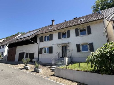 Charmanter Hof mit großem Ausbaupotenzial auf großem Grundstück in ruhiger Lage in Kleinkembs