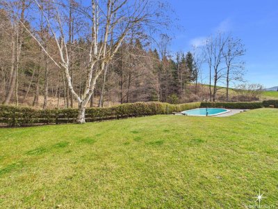 Wohntraum nahe Seeboden. Charmante Maisonette-Wohnung mit Terrasse, Pool &amp; eigener Sauna.