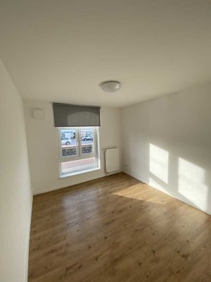 Helle, gemütliche WG-Zimmer mit eigenem Badezimmer!