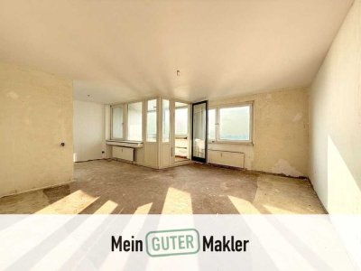 Auf Wolke 22: 3-Zimmer-Wohnung mit traumhaften Ausblick auf den Alten Hafen & Renovierungspotenzial