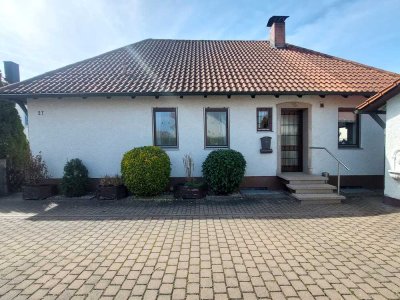 Leben in der Stadt mit eigenem Garten - dieses Haus lässt keine Wünsche offen!