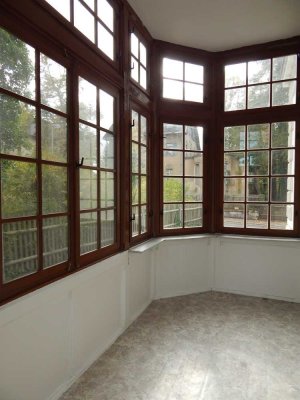 *Ihr Wintergarten wartet* großzügige 2-Raumwohnung im denkmalgeschützten Ambiente
