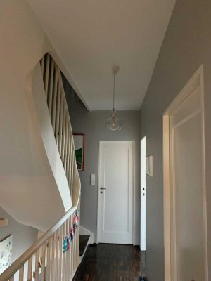 Wunderschönes Haus, fünf Zimmern in Frankfurt am Main, Eschersheim/Walldorfschule