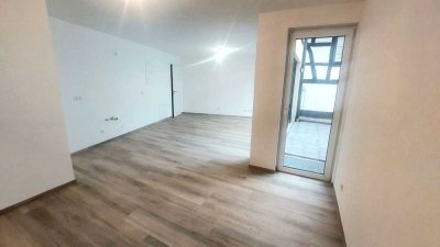 Rath - Heumar! Single- Apartment 41m² - Terrasse - Aufzug - Kellerraum