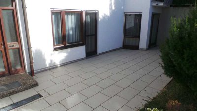Stilvolle 2-Zimmer-Erdgeschosswohnung mit geh. Innenausstattung mit Balkon und EBK in Filderstadt