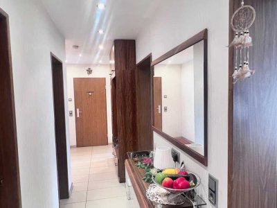 Attraktive und Familienfreundliche 4-Zimmer-Wohnung in einer gepflegten Wohnanlage mit großem Balkon