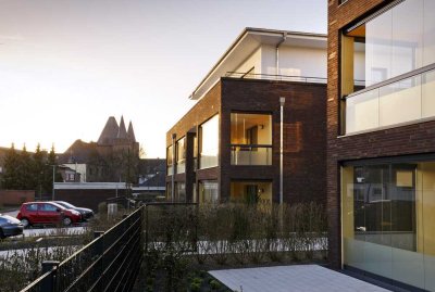 "Nierswelle" - Seniorengerechte u. barrierearme 2-Zimmer-Komfort-Whg. mit verglaster Loggia