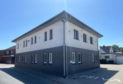 Stilvolle 2-Raum-Wohnung mit gehobener Innenausstattung mit Balkon und EBK in Heide