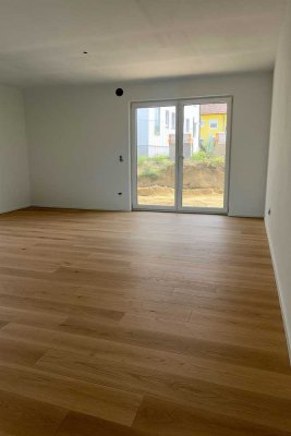 Exklusive 3-Zimmer-Erstbezugswohnung mit sonniger Terrasse und Garten in Schrobenhausen