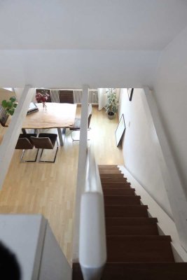 Maisonette Wohnung mit Blick auf den Rheinturm