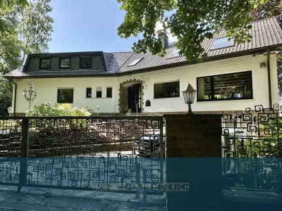 FRIEDERICH: Hergenrath - Freistehendes Einfamilienhaus auf großem Grundstück mit schöner Weitsicht