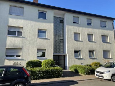 Schöne 1,5-Zimmer-Wohnung mit großem Süd-Balkon und EBK