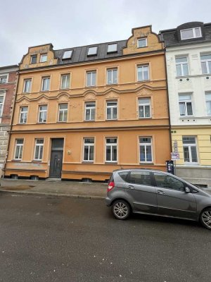 Sanierungsbedürftige 1-Zimmer Eigentumswohnung in Schwerin
