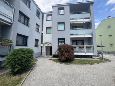 Großzügige Eigentumswohnung mit Loggia - auch zur Vermietung geeignet!