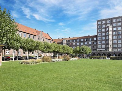 Direkt am Geibelplatz – Modernisierte 3 Zimmer-Traumwohnung mit Balkon