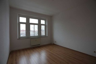 2 Raum Etagenwohnung mit Stellplatz