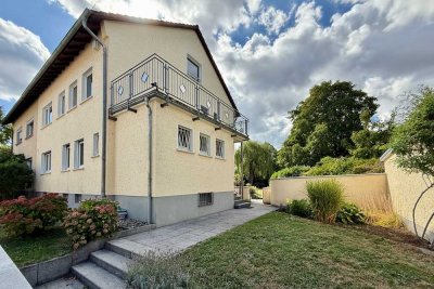 Frankfurt-Ginnheim: Wohnen und Arbeiten unter einem Dach oder viel Platz für Ihre Familie!
