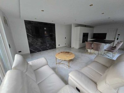 Luxus-Maisonette-Wohntraum in Hamburg. Kapitalanlage oder Selbstnutzung. Erstbezug nach Sanierung