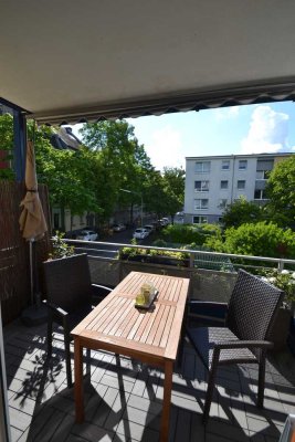 Traumhafte, lichtdurchflutete 3 Zi-Whg. mit Balkon/ Terrasse im 1. OG zzgl. Garage!