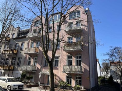 Karlshorst: Wohnen ganz oben - Fahrstuhl incl.