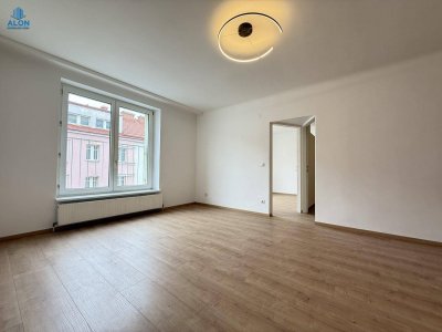 ERSTBEZUG! Sanierte 4 Zimmer Wohnung in ruhiger Lage! Neues Badezimmer &amp; WC!