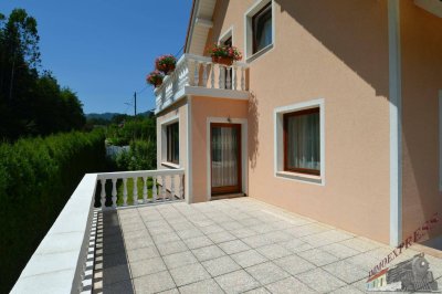 Großzügiges Einfamilienhaus mit 8 Zimmern auf 1.752 m²