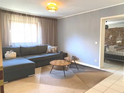 NEU* Gepflegte 3 ZKB-Wohnung (1.OG) mit Stellplatz und Terrasse in zentraler Lage von Malsch!