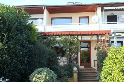 0 % Käuferprovision! Gemütliches Reihenhaus mit Vollkeller und Garage in Sackgassenlage!