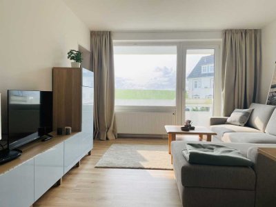 Frisch renovierte Ferienwohnung am Deich - mit Schwimmbad, Sauna und Stellplatz!