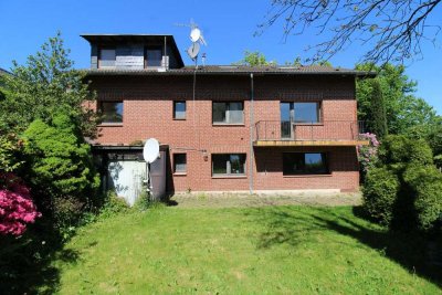 Mehrgenerationenwohnen! Teilvermietetes EFH mit 3 Einheiten und Wertsteigerungspotenzial in Much