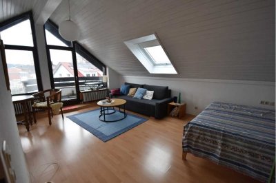 Gemütlich hergerichtete Dachgeschosswohnung