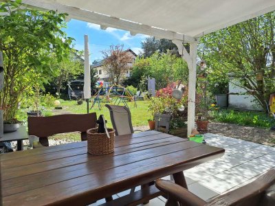 Attraktives Einfamilienhaus mit großzügigem Garten und Garage