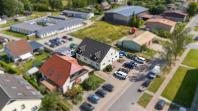 Großzügiges Zweifamilienhaus verteilt auf 325m² im Zentrum von 17089 Burow++