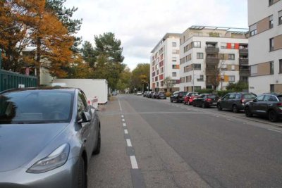 MA-NIEDERFELD-LINDENHOF TOP 2 ZKB 8 OG SOFORT FREI!