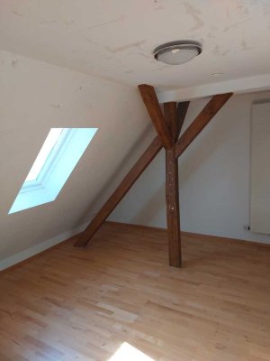 Günstiges 5-Zimmer-Reihenhaus mit EBK in Nördlingen