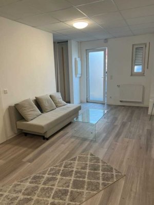 Stilvolle, vollständig renovierte 2-Zimmer-Erdgeschosswohnung mit geh. Innenausstattung in Detmold
