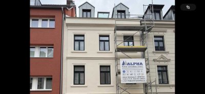 Kernsanierte Wohnung im charmanten Altbau in zentraler Lage!
