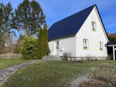 Top saniertes und renoviertes Einfamilienhaus in Altheikendorf